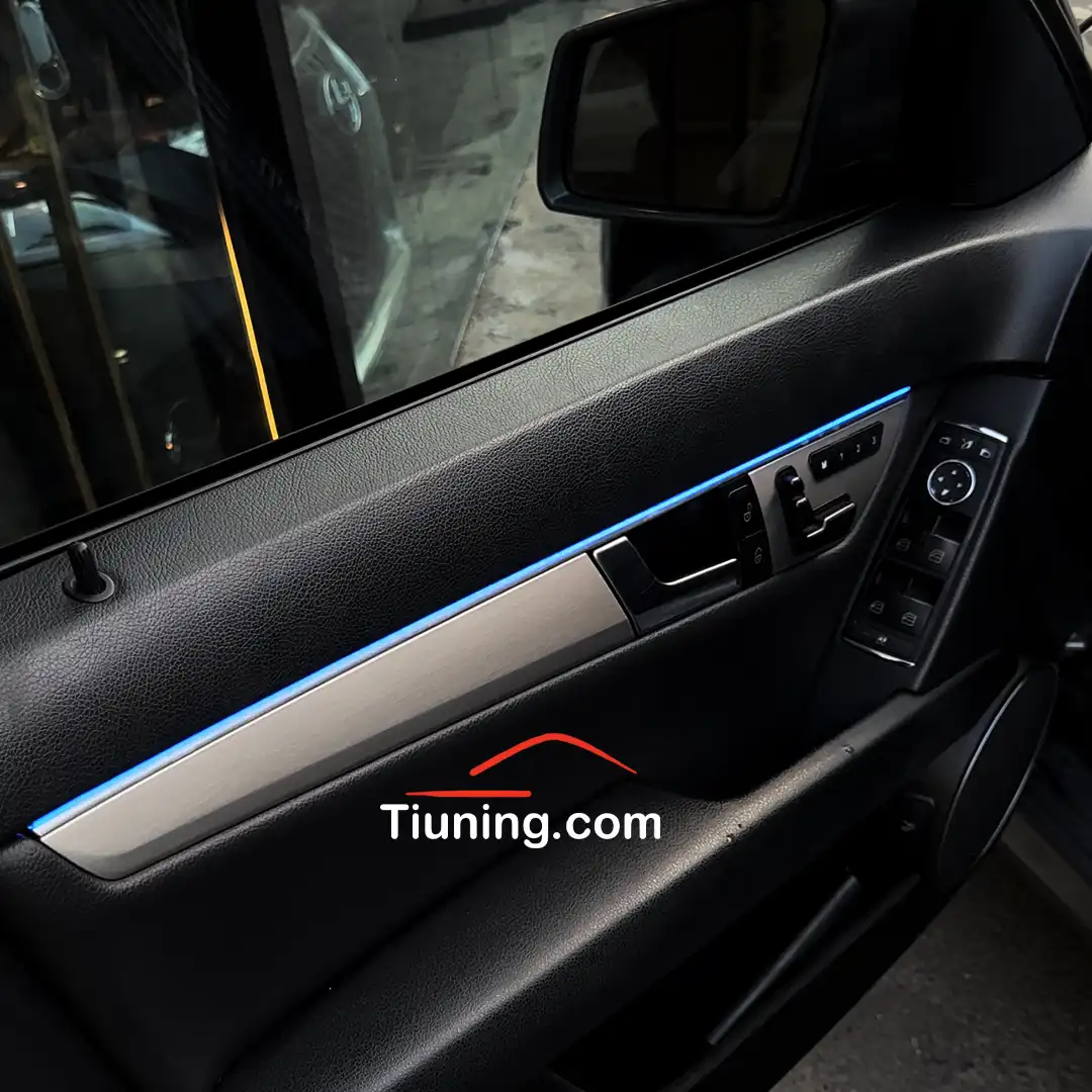 نورپردازی بنز C-class