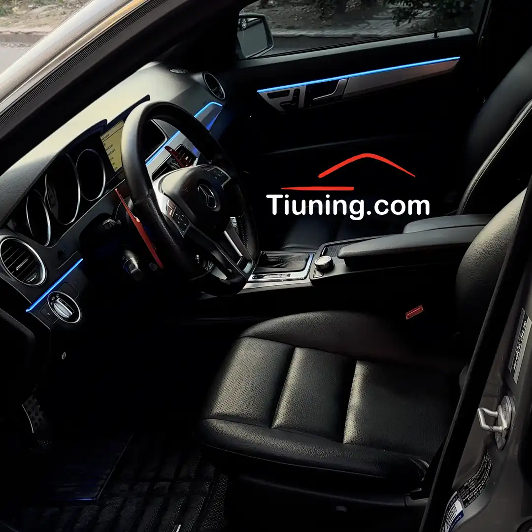 نورپردازی بنز C-class