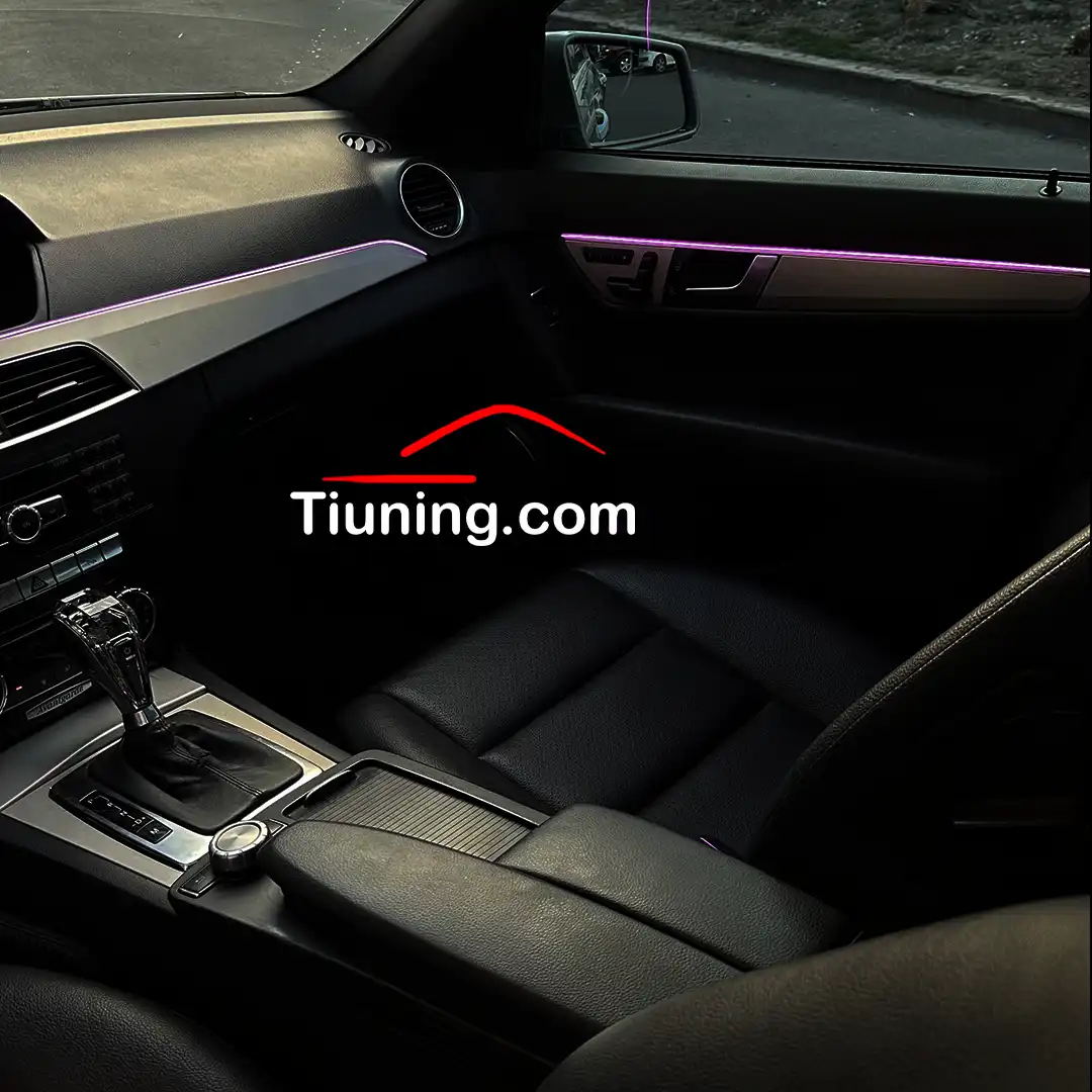 نورپردازی بنز C-class